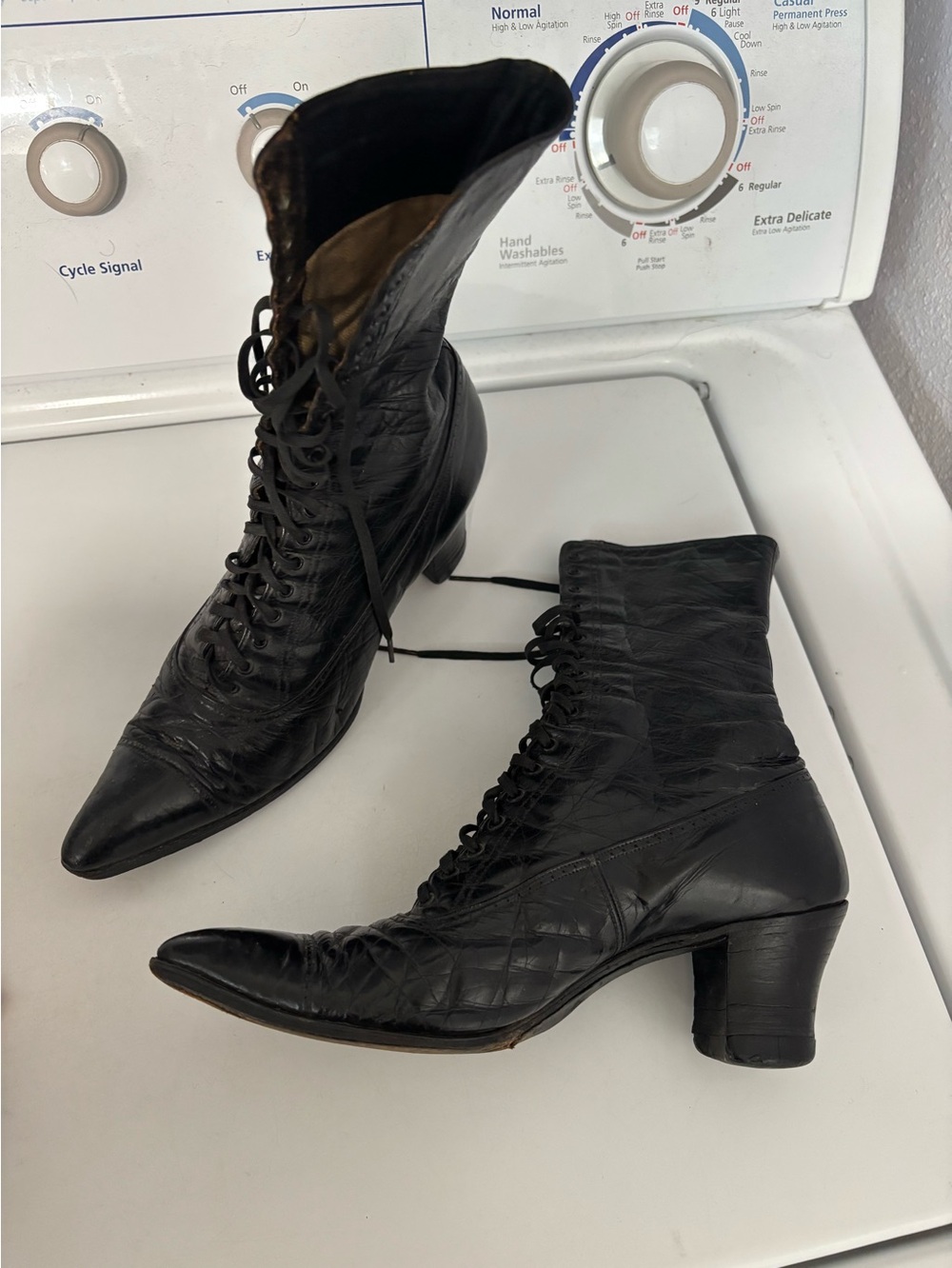 Antique 1800s Victorian Granny Witchy Shoes WW1 Lace Up Boots Booties Leather 7